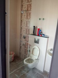 Bathroom Image of 1000 Sq.ft 2 BHK Apartment / Flat for sale in Jones Sigiriya, Kovilambakkam Chennai for Rs. 11500000