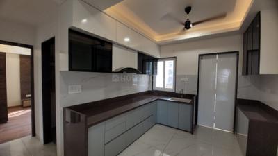 Kitchen Image of 1700 Sq.ft 3 BHK Apartment / Flat for rent in Chhani Jakat Naka Vadodara for Rs. 28000