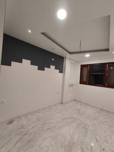 Hall Image of 910 Sq.ft 2 BHK Builder Floor for sale in Shalimar Bagh New Delhi for Rs. 12800000