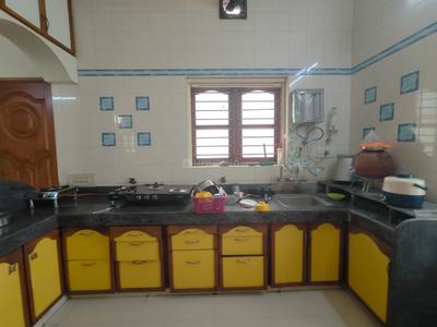 Kitchen Image of 1620 Sq.ft 5 BHK Villa for sale in Naranpura Ahmedabad for Rs. 35100000