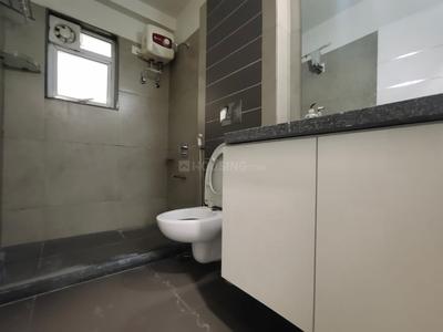 Bathroom Image of 2000 Sq.ft 3 BHK Apartment / Flat for sale in Saiyed Vasna Vadodara for Rs. 7500000