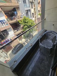 Balcony Image of 800 Sq.ft 2 BHK Builder Floor for sale in Paschim Vihar New Delhi for Rs. 13500000