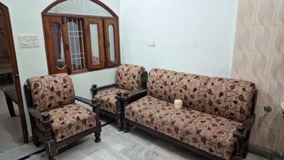 Living Room Image of 700 Sq.ft 1.5 BHK Independent House for rent in Swarna Jayanti Nagar Aligarh for Rs. 7500