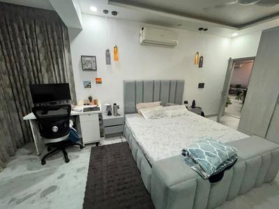 Bedroom Image of 1300 Sq.ft 3 BHK Apartment / Flat for sale in Maitry Reserve Bank Society, Sector 56 Gurgaon for Rs. 19000000
