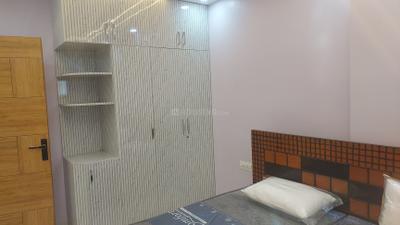 Bedroom Image of 350 Sq.ft 1 BHK Builder Floor for rent in Pochanpur Colony New Delhi for Rs. 20000