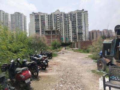 Image of 600 Sq.ft Residential Plot / Land for sale in Centrum Estates 76, Sector 76, Noida for Rs. 119500000