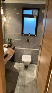 Bathroom Image of 865 Sq.ft 2 BHK Apartment / Flat for sale in Satellite Aristia, Andheri East Mumbai for Rs. 20000000