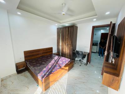 Bedroom Image of 1200 Sq.ft 1 BHK Apartment / Flat for rent in Sector 30 Gurgaon for Rs. 28000