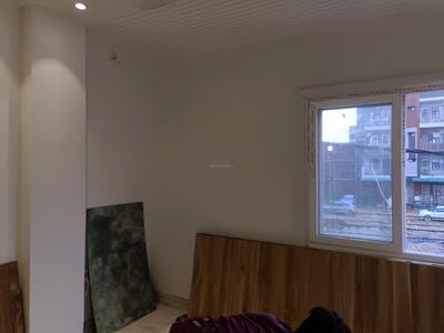 Bedroom Image of 1400 Sq.ft 4 BHK Builder Floor for sale in Rohini Sector 28 New Delhi for Rs. 16500000