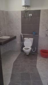 Bathroom Image of 2200 Sq.ft 3 BHK Independent House for rent in Independent House, Sector 51 Noida for Rs. 25000