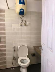 Bathroom Image of 2400 Sq.ft 4.5 BHK Apartment / Flat for sale in Tulip Ivory, Sector 70 Gurgaon for Rs. 30000000