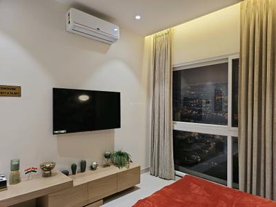 Bedroom Image of 1556 Sq.ft 4 BHK Apartment / Flat for sale in Choice Que 914 Phase I, Mundhwa Pune for Rs. 13600000