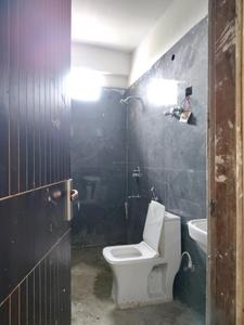 Common Bathroom Image of 1305 Sq.ft 3 BHK Apartment / Flat for sale in Titania Residency, Phi IV Greater Noida for Rs. 7185200