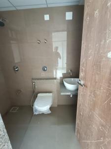 Bathroom Image of 1760 Sq.ft 3 BHK Apartment / Flat for rent in Sthapatya Bliss, Shilaj Ahmedabad for Rs. 31000