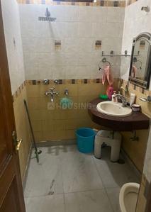 Bathroom Image of 3500 Sq.ft 9 BHK Independent House for sale in Sector 40 Gurgaon for Rs. 65000000