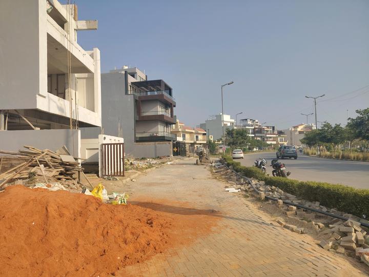 Gaursons Hi Tech Gaur Yamuna City Main Image 1