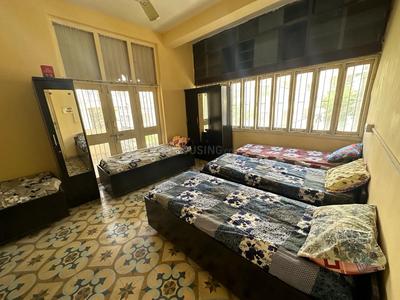 Bedroom Image of KRISHNA PG in Gurukul, Ahmedabad