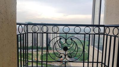 Image of 610 Sq.ft 2 BHK Apartment / Flat for sale in Prateek Grand City, Siddharth Vihar, Ghaziabad for Rs. 6700000