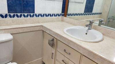 Bathroom Image of 1780 Sq.ft 4 BHK Apartment / Flat for sale in NSG Chittaranjan Tower, Powai Mumbai for Rs. 80000000