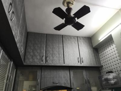 Kitchen Image of 900 Sq.ft 2 BHK Apartment / Flat for rent in Dhyan Residency, Harni Vadodara for Rs. 18000
