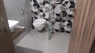 Image of 1000 Sq.ft 2 BHK Apartment / Flat for rent in Oxy Beaumonde, Viman Nagar, Pune for Rs. 55000