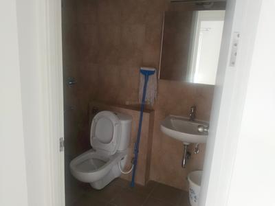 Bathroom Image of 1500 Sq.ft 3 BHK Apartment / Flat for rent in Brigade El Dorado, Gummanahalli Bengaluru for Rs. 38000