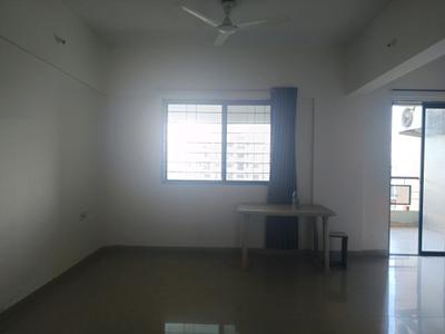 Living Room Image of 950 Sq.ft 2 BHK Apartment / Flat for rent in Magarpatta Iris, Magarpatta City Pune for Rs. 34000