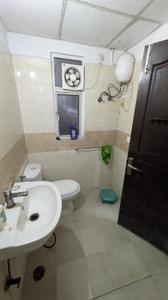 Bathroom Image of 915 Sq.ft 2 BHK Apartment / Flat for sale in Amrapali Princely Estate, Sector 76 Noida for Rs. 8500000