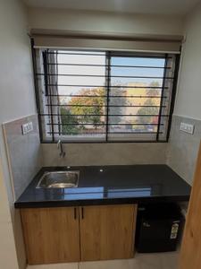 Kitchen Image of 550 Sq.ft 1 RK Builder Floor for rent in Mahalakshmi Nagar Indore for Rs. 12000