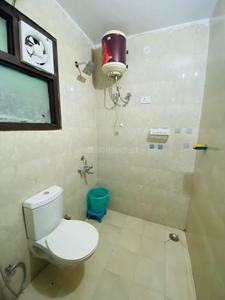 Bathroom Image of Urbanroomz Girls PG Nrby Unitech CyberPark in Sector 46, Gurgaon
