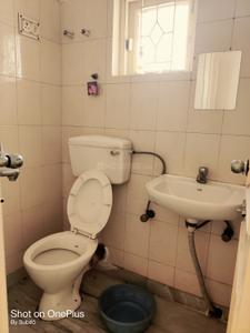 Bathroom Image of 921 Sq.ft 2 BHK Apartment / Flat for sale in Kasba Kolkata for Rs. 4500000