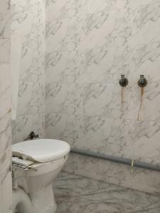 Bedroom Image of 601 Sq.ft 1 BHK Builder Floor for rent in Geeta Colony New Delhi for Rs. 10000