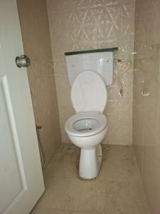 Common Bathroom Image of 700 Sq.ft 1 BHK Apartment / Flat for rent in Arihant Anaika, Taloja Navi Mumbai for Rs. 9200
