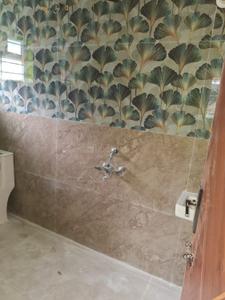 Bathroom Image of 1000 Sq.ft 2 BHK Builder Floor for rent in Hennur Bengaluru for Rs. 35000