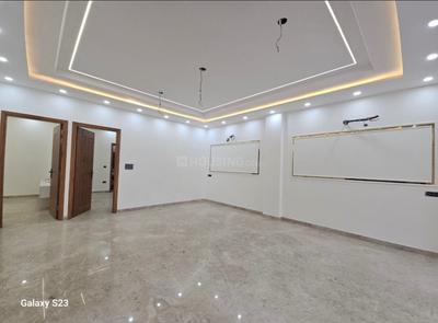 Hall Image of 1900 Sq.ft 3 BHK Builder Floor for sale in Mansarover Garden New Delhi for Rs. 40000000