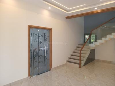Hall Image of 2400 Sq.ft 4 BHK Independent House for sale in Panangad Kochi for Rs. 12000000