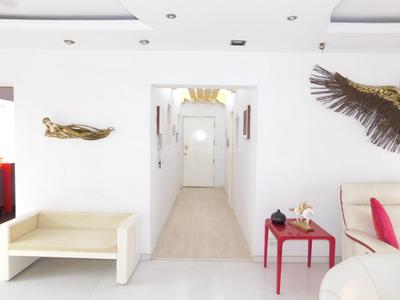 Hall Image of 1582 Sq.ft 3 BHK Apartment / Flat for sale in Godrej Waldorf, Andheri West Mumbai for Rs. 80000000