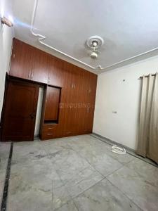 Bedroom Image of 3150 Sq.ft 2.5 BHK Builder Floor for rent in Sector 15 Faridabad for Rs. 60000