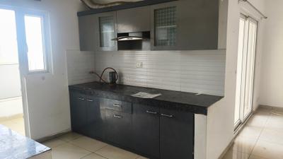 Kitchen Image of 1340 Sq.ft 3 BHK Apartment / Flat for rent in Gulshan Ikebana, Sector 143 Noida for Rs. 32000
