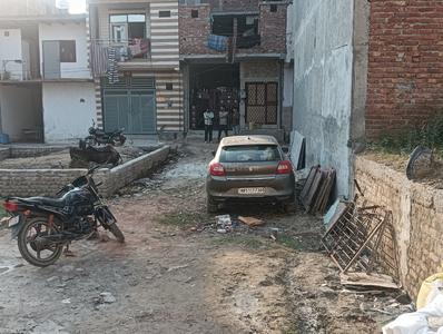 Image of 432 Sq.ft Residential Plot / Land for sale in Mithapur, New Delhi for Rs. 650000