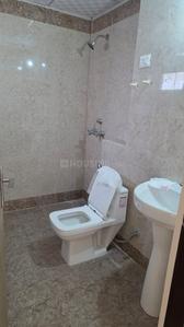 Bathroom Image of 2370 Sq.ft 4 BHK Apartment / Flat for sale in Saya Gold Avenue Phase 2 , Indirapuram Ghaziabad for Rs. 31000000