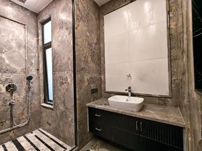 Image of 1800 Sq.ft 3 BHK Builder Floor for sale in Defence Colony, New Delhi for Rs. 130000000