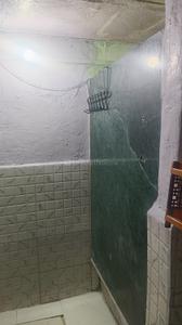 Bathroom Image of 500 Sq.ft 1.5 BHK Independent House for rent in Goregaon West Mumbai for Rs. 28000