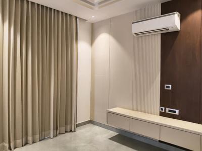 Bedroom Image of 2249 Sq.ft 4 BHK Apartment / Flat for sale in SS The Leaf, Sector 85 Gurgaon for Rs. 34000000