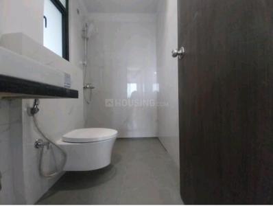 Bathroom Image of 672 Sq.ft 2 BHK Apartment / Flat for sale in Risland The Icon, Thane West Thane for Rs. 13000000