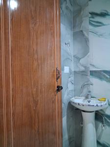 Common Bathroom Image of 950 Sq.ft 2 BHK Apartment / Flat for sale in Hark Sai Homes 4, Sector 49 Noida for Rs. 3800000