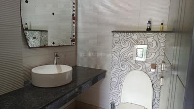 Image of 2000 Sq.ft 3 BHK Builder Floor for rent in Kalkaji, New Delhi for Rs. 100000