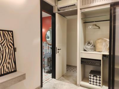 Bedroom Image of 3800 Sq.ft 5 BHK Apartment / Flat for sale in S Raheja Natraj, Santacruz West Mumbai for Rs. 210000000