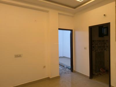 Living Room Image of 750 Sq.ft 2 BHK Builder Floor for sale in DLF Ankur Vihar Ghaziabad for Rs. 2344204