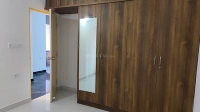 Bedroom Image of 1050 Sq.ft 2 BHK Apartment / Flat for rent in Halasuru Bengaluru for Rs. 42000